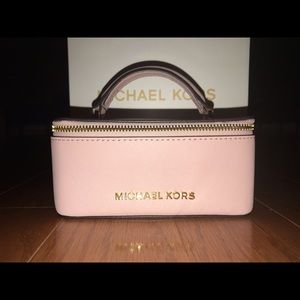 Michael Kors pink jewelry case